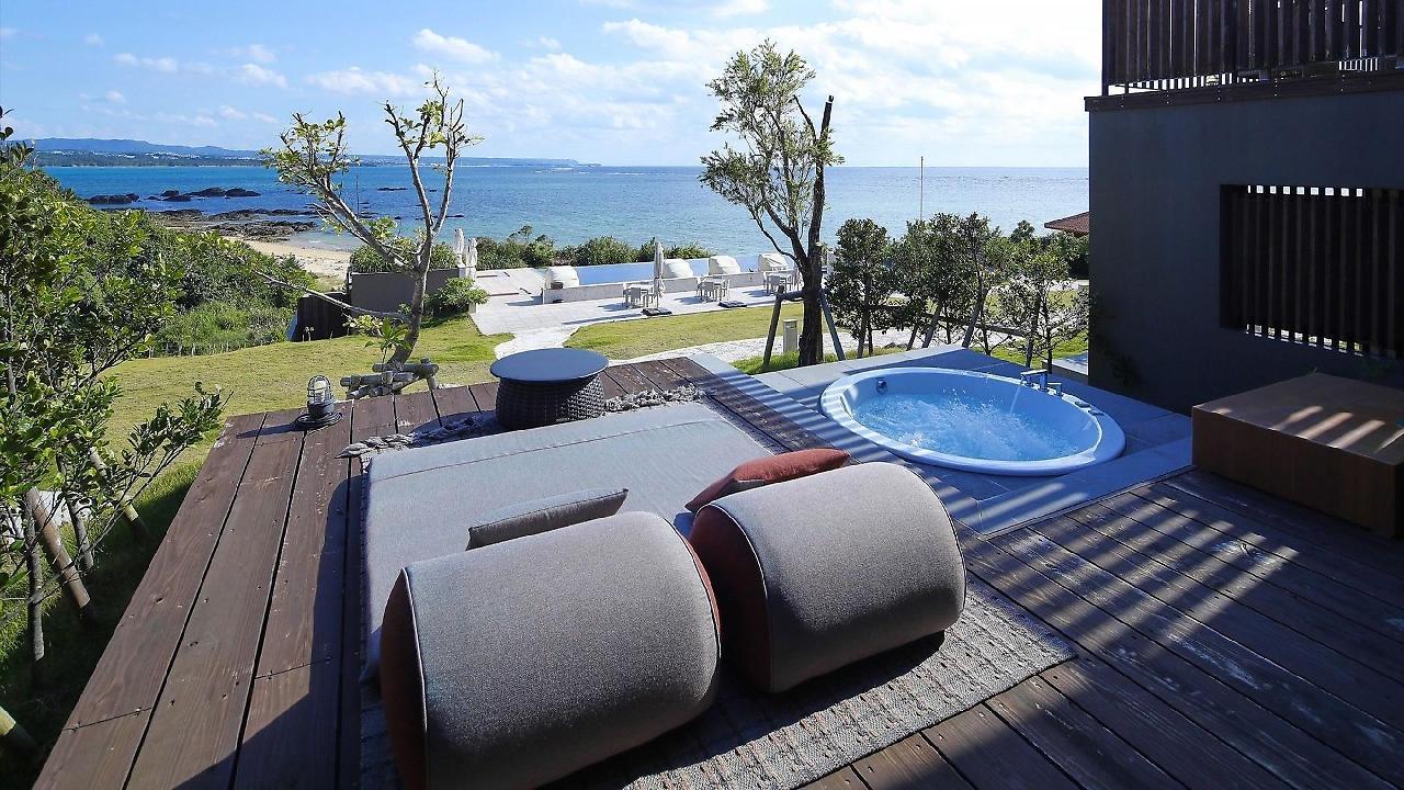 The Hiramatsu Hotels & Resorts Ginoza Okinawa מראה חיצוני תמונה